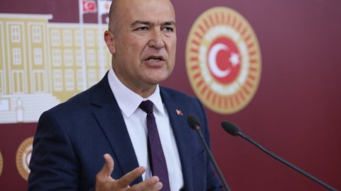 CHP'li Murat Bakan'dan Ali Yerlikaya'ya '729 bin Suriyeli' tepkisi