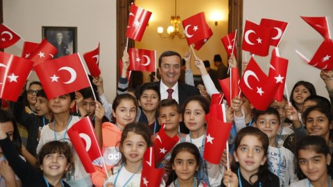 Konak Belediyesi'nin 29 Ekim Cumhuriyet Bayramı programı belli oldu