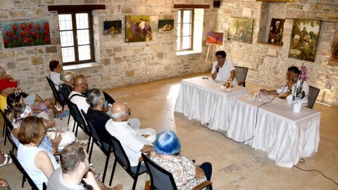 Süheyl Uygur, İbramaki Sanat Galerisi'nde babası Nejat Uygur'u anlattı 