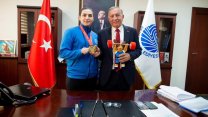 Seyhan Belediyespor'un milli sporcusu Sara Yenigün Avrupa ikincisi oldu