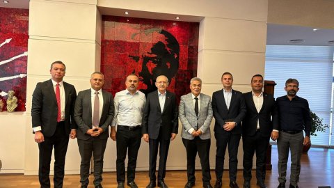 Torbalı Belediye Başkanı Mithat Tekin'den Kılıçdaroğlu'na ziyaret
