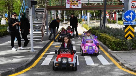 Ankara Büyükşehir Belediyesinin 'Kurtuluş Parkı Trafik Eğitim Pisti'nde dersler yeniden başlıyor