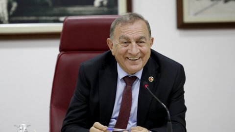 Seyhan Belediye Başkanı Akif Kemal Akay'dan 100. yılda 100 tesis açılışı hazırlığı
