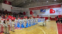 Bayraklı Belediyesi 29 Ekim Cumhuriyet Bayramı coşkusuna sporla başladı