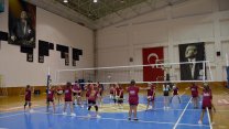 Kuşadası Belediyesi'nin kış spor okullarında kayıtlar sürüyor