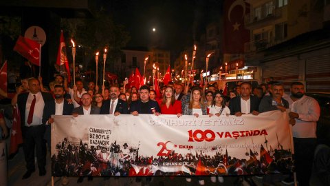 Buca Belediyesi'nden 29 Ekim'de fener alayı ve Ceza konseri