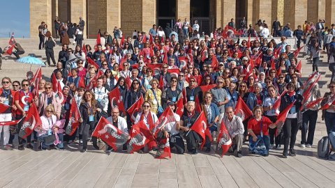 Maltepe Belediyesi'nden 10 Kasım öncesi Anıtkabir gezisi