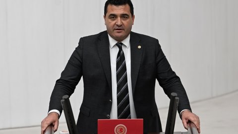 CHP'li Ulaş Karasu: Atatürk bu vatan için yaptıklarıyla rol modelimizdir