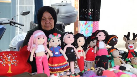Kartallı kadınların el emeği ürünleri semt pazarlarında