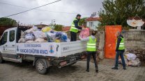 Dikili Belediyesi’nden ihtiyaç sahiplerine yakacak yardımı