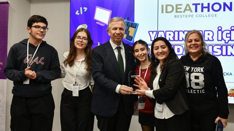 Mansur Yavaş'tan gençlere: Görevde olduğumuz sürece her türlü desteği sunmaya devam edeceğiz
