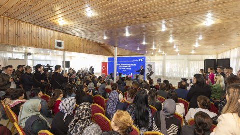 Mersin Büyükşehir Belediye Başkanı Vahap Seçer: Aydıncık halkına memnuniyetle hizmet ediyoruz