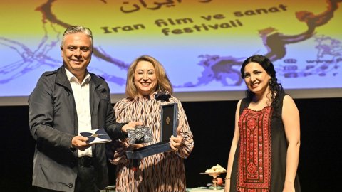 Ümit Uysal, İran Film ve Sanat Festivali’nin açılında konuştu: Muratpaşa’mızda mutlak ve tartışmasız barış var