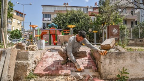 Kepez Belediyesi'nden engelli bireyler için rampa hizmeti