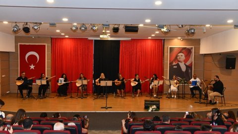 Çiğli Belediyesi THM korosundan unutulmaz konser