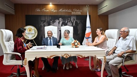 Muratpaşa Belediyesi yaşlı çiftin mutluluğuna ortak oldu
