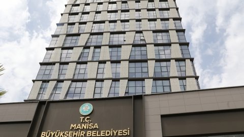 Manisa Büyükşehir Belediyesi'nde Demirhan Gözaçan gözaltına alındı