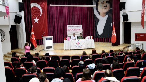 Bornova Belediyesi’nden Meme Kanseri Farkındalık Semineri