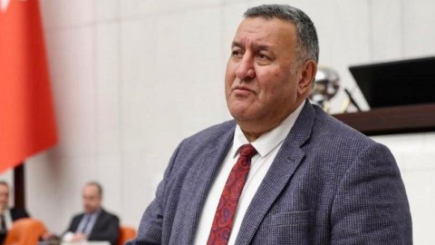 CHP'li Ömer Fethi Gürer: Niğde'de yıllardır bekleyen projelerin durumunu açıklayın