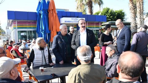 Konyaaltı Belediye Başkanı Cem Kotan emekli vatandaşlarla buluştu