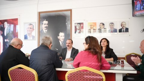  Konyaaltı Belediye Başkanı Cem Kotan'dan CHP ilçe örgütüne ziyaret
