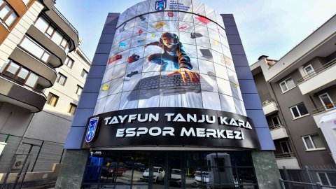 Ankara Büyükşehir Belediyesi'nin yeni dijital arenası: Tayfur Tanju Kara Espor Merkezi açılıyor
