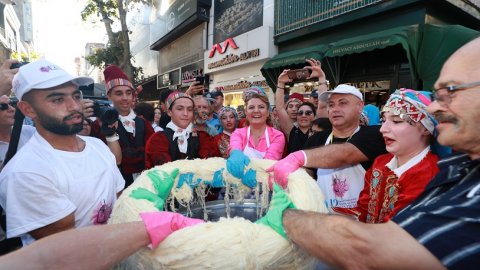 İzmit Belediyesi 13. Uluslararası Pişmaniye Festivali’ne hazırlanıyor