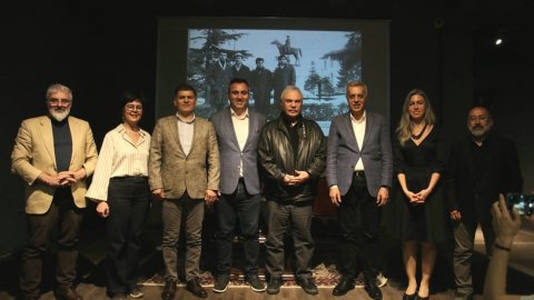 Bursa Büyükşehir Belediyesi'nin ‘Bursa Bellek- Kent Söyleşileri’nin konuğu Halil Ergün oldu