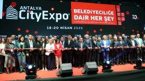 Zeydan Karalar: Merkezi Yönetim belediyelerimizin yanında olmalı, işini kolaylaştırmalı