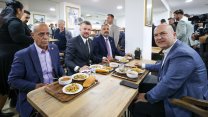 Buca Belediyesi'nin üçüncü Kent Lokantası'nın açılışından kareler
