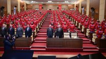 Mansur Yavaş yeni göreve başlayan 300 itfaiye personeli ile bir araya geldi