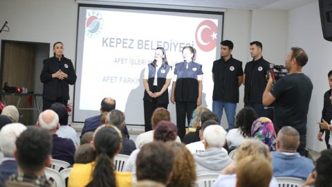 Kepez Belediyesi'nden 68 mahallede 'Afet Farkındalık' seferberliği
