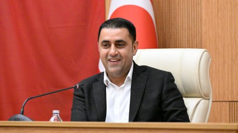 Çukurova Belediye Başkanı Emrah Kozay'dan 19 Mayıs mesajı