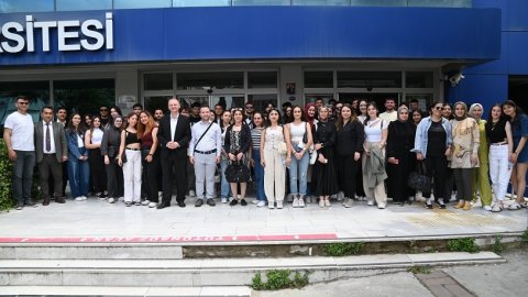 Manisa Büyükşehir Belediyesi'nden üniversite tanıtım gezisiyle öğrencilere kariyer desteği