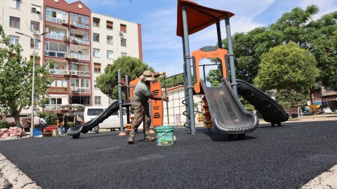 Bayraklı Belediyesi'nden ilçeye 7 yeni park
