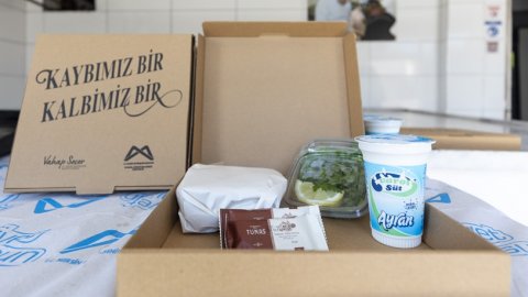 Mersin Büyükşehir Belediyesi cenaze hizmetleri ile vatandaşların yanında olmaya devam ediyor