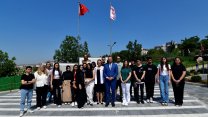 Bornova Belediye Başkanı Ömer Eşki öğrencilere Kıbrıs’ı anlattı