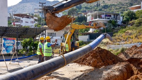 Mersin Büyükşehir Belediyesi Aydıncık'ın içme suyu altyapısını yeniliyor