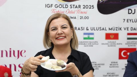 İzmit Belediyesi'nin 13. Uluslararası İzmit Pişmaniye Müzik ve Dans Festivali başlıyor