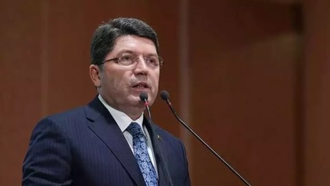 Adalet Bakanı Yılmaz Tunç'tan CHP İstanbul kongre iptaline ilk açıklama