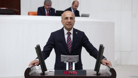 CHP’li Aşkın Genç: Hazine borçlanma limitini yılın ilk 8 ayında aştı