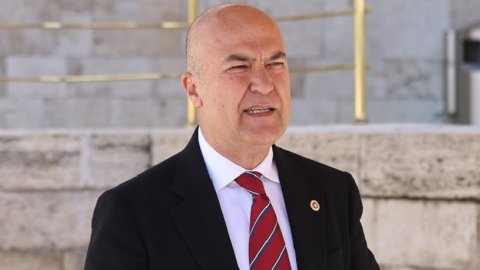 CHP'li Murat Bakan'dan Ali Yerlikaya'ya: Kendi Özel Harekat Daire Başkanlığı'nda olan bitene sessiz kalıyorsun