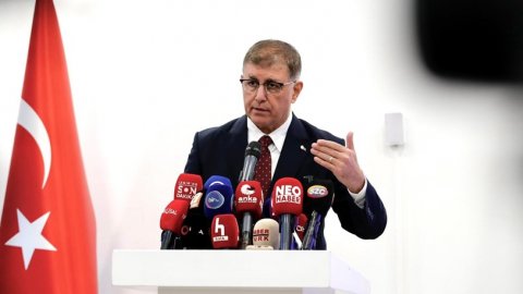 Cemil Tugay: İzmir’in atık sorununu aylar içinde kökten çözeceğiz