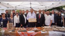 Seferihisar Belediyesi'nden Ata Ekmeği ve Armola Şenliği