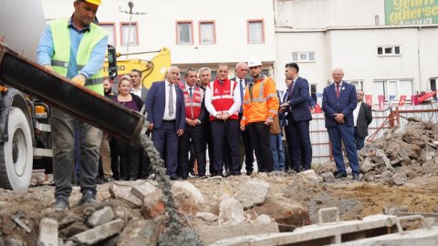 Beyoğlu Belediyesi Kasımpaşa'da yeni ek hizmet binasının temelini attı