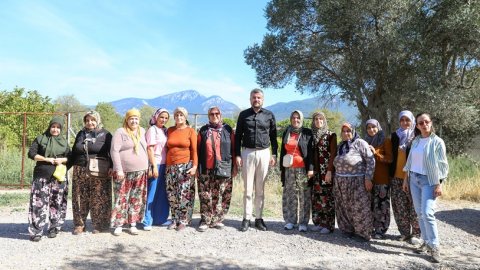 Görkem Duman: Ürettikçe yaşamı güzelleştiren tüm kadın çiftçilerin yanındayız
