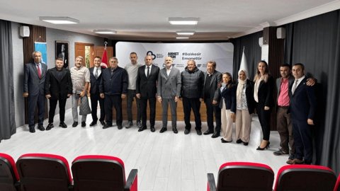 Balıkesir Büyükşehir Belediyesi Marmara Adası’nda muhtarları dinledi