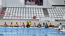 Muratpaşa Belediyesi’nin Sonbahar Spor Okulları'nde yüzme eğitimleri başladı
