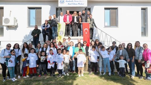 Buca Belediyesi'nin Tarım Okulu otizmli çocukları ağırladı