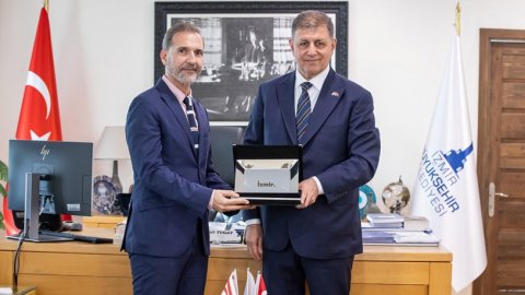 Cemil Tugay: Kıbrıs’ın bütün şehirleri ve belediyelerine elimizde ne varsa sunmaya hazırız